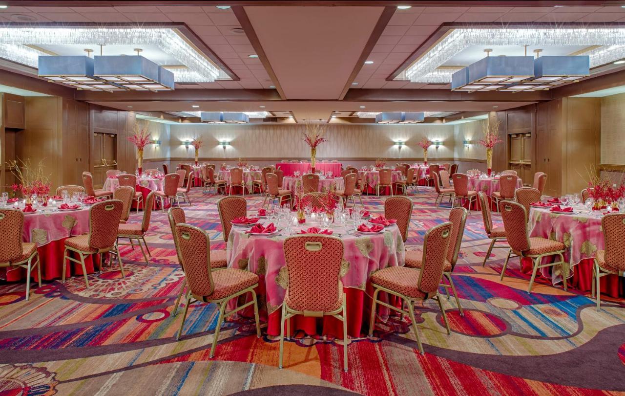 Hotel Radisson Dayton Convention Center Extérieur photo